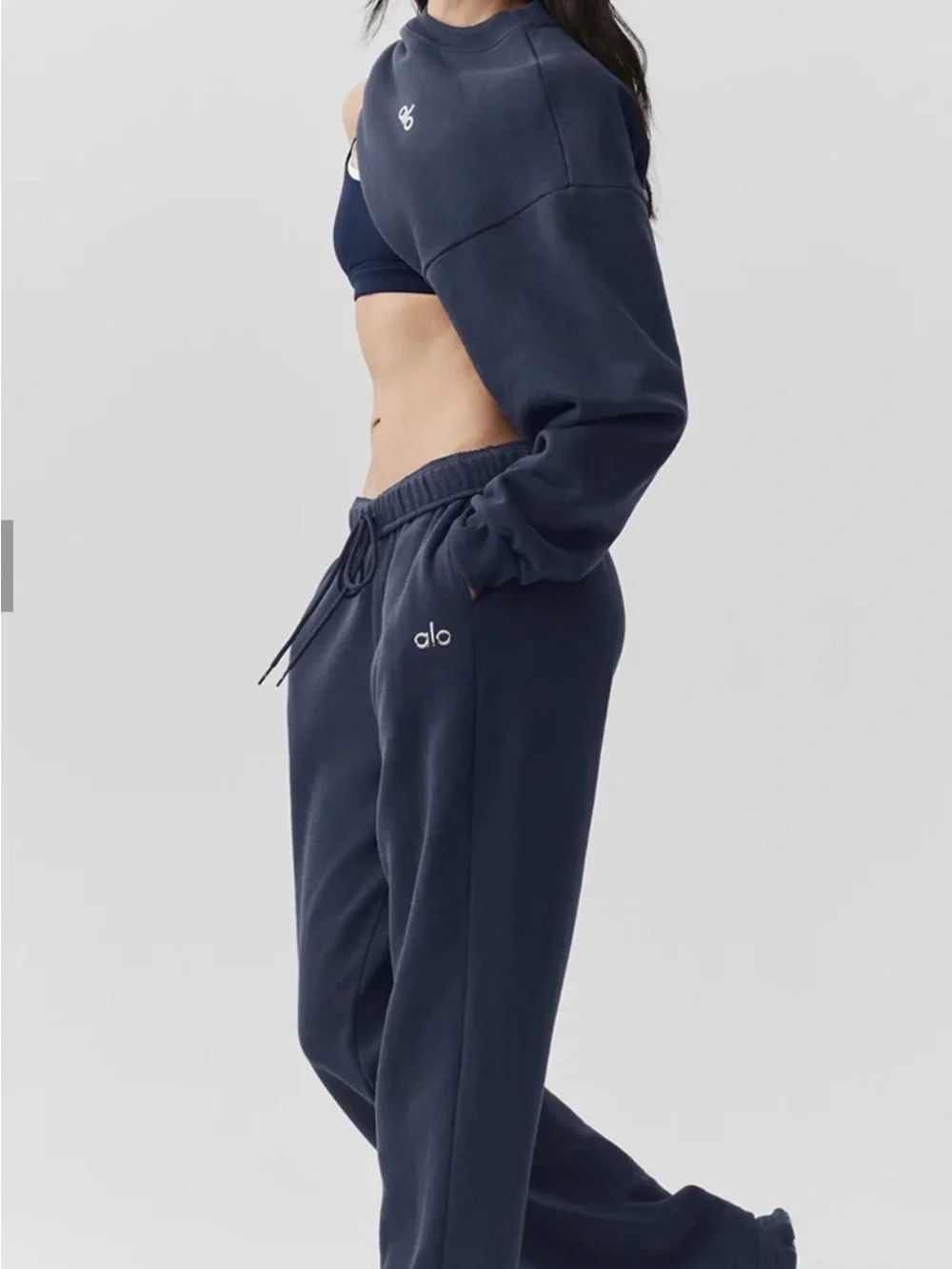 ALO Accolade Straight Leg Sweat pant BRAND NEW W/TAG Sz. S NAVY